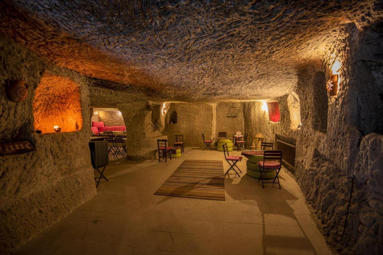 Guzelyurt Cappadocia Antique Gelveri Cave Hotel מראה חיצוני תמונה